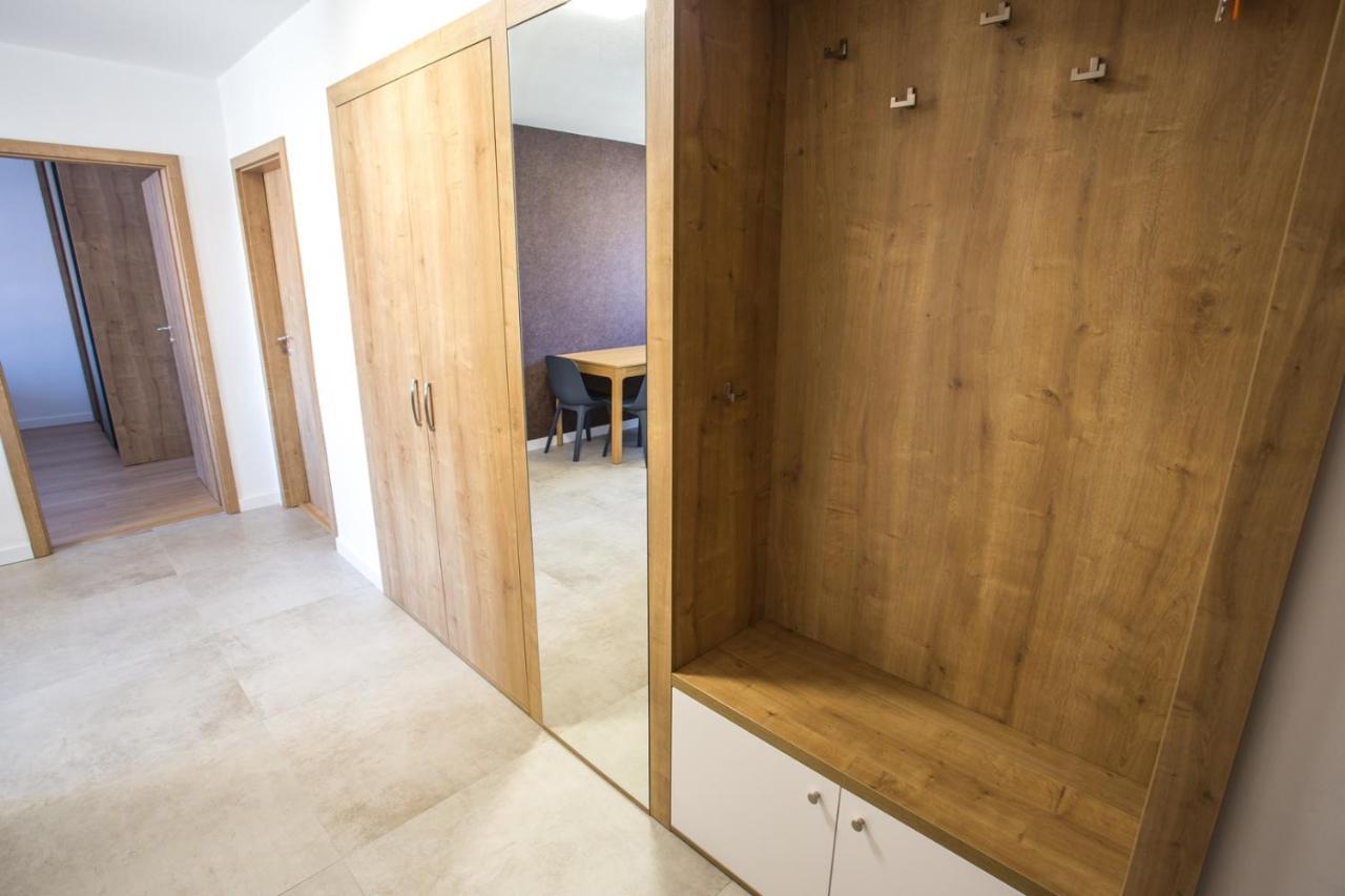 City Apartment Poprad Bagian luar foto
